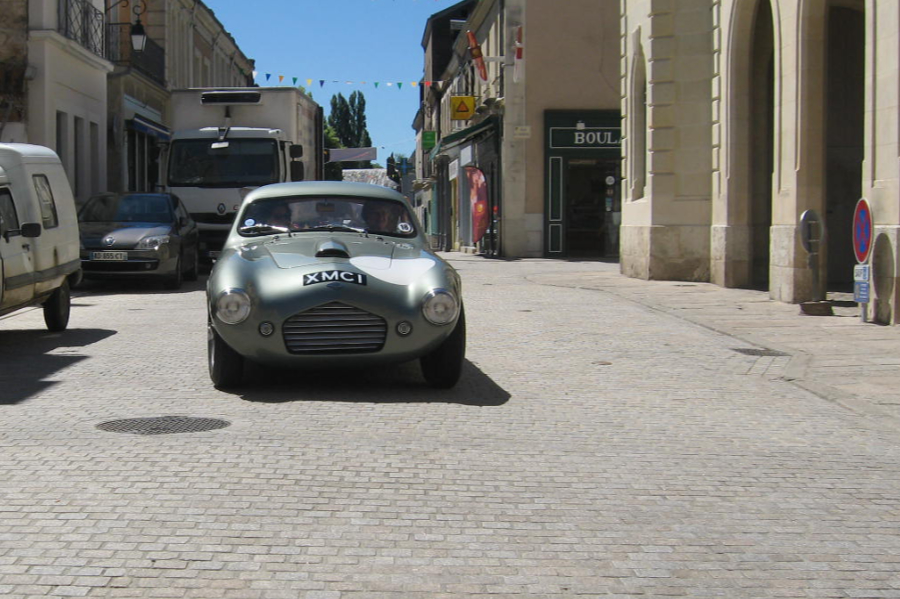 Superb car at the St-Calais classic car rally