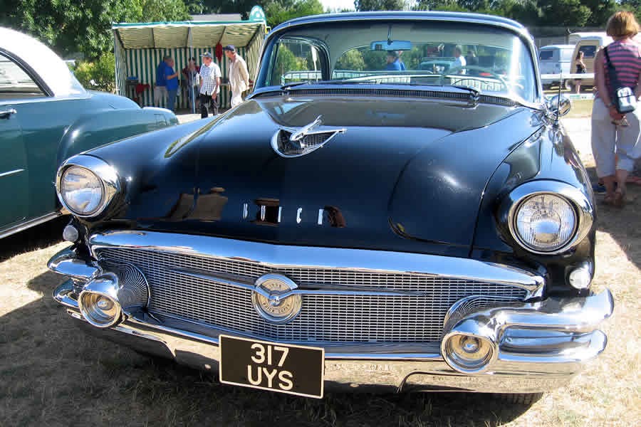 Buick at the Marcon classic car show